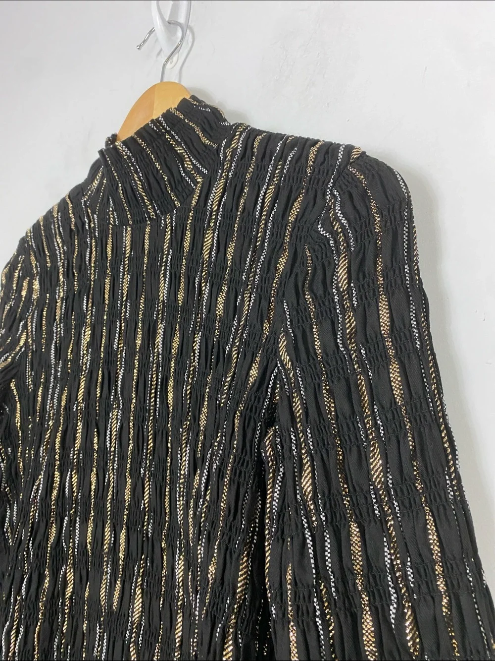 CINQ À SEPT Cooper Black Top Medium Ribbed Mock Neck Sleeve Metallic Stripe